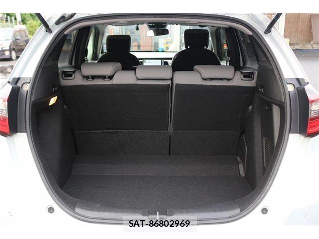Honda FIT HYBRID 2021-06 8278096-15