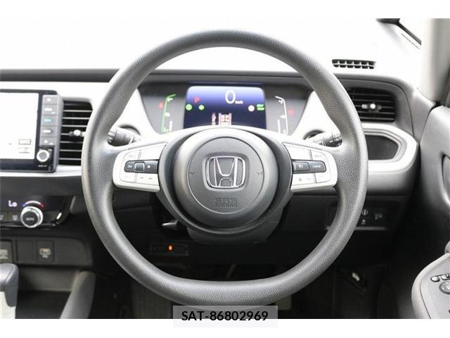 Honda FIT HYBRID 2021-06 8278096-17