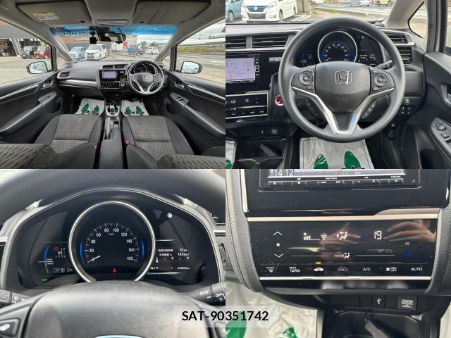 Honda FIT HYBRID 2019-06 8279831-2