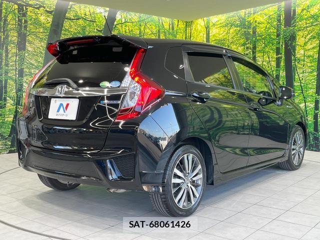 Honda FIT HYBRID 2017-04 8280049-16
