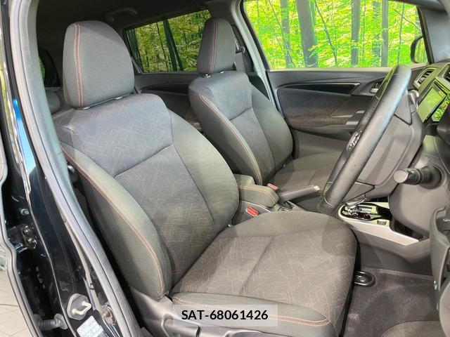 Honda FIT HYBRID 2017-04 8280049-8