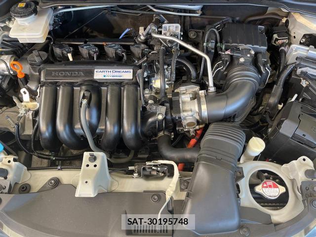 Honda FIT HYBRID 2014-03 8280366-17