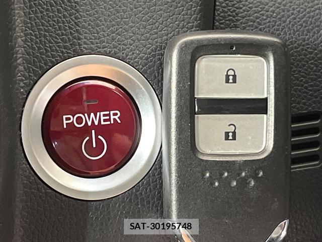 Honda FIT HYBRID 2014-03 8280366-6