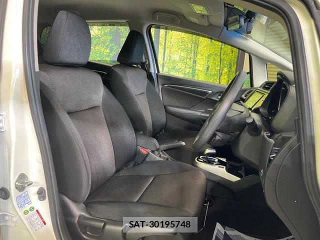 Honda FIT HYBRID 2014-03 8280366-7
