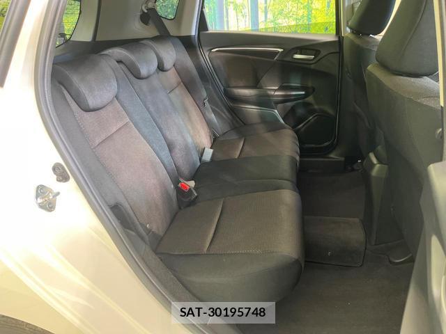 Honda FIT HYBRID 2014-03 8280366-8
