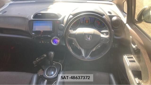 Honda FIT HYBRID 2013-04 8280623-16