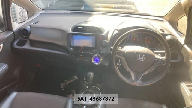 Honda FIT HYBRID 2013-04 8280623-2