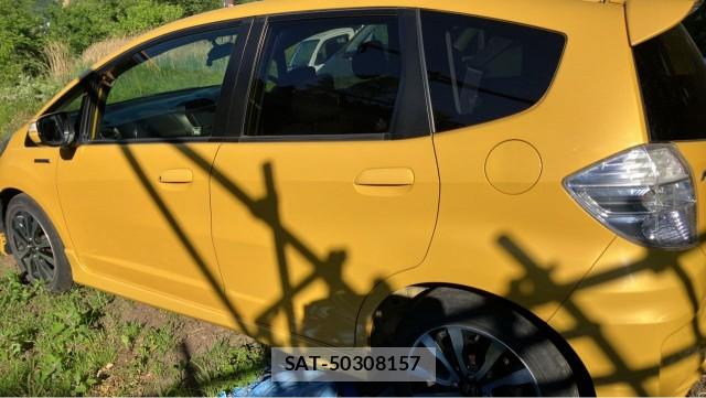 Honda FIT HYBRID 2013-02 8280885-10