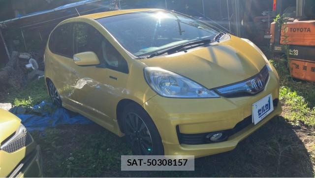 Honda FIT HYBRID 2013-02 8280885-11