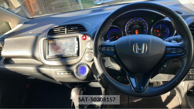 Honda FIT HYBRID 2013-02 8280885-16