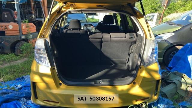 Honda FIT HYBRID 2013-02 8280885-17