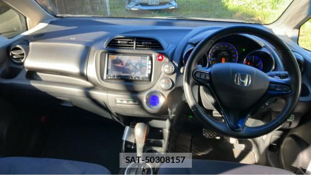 Honda FIT HYBRID 2013-02 8280885-2