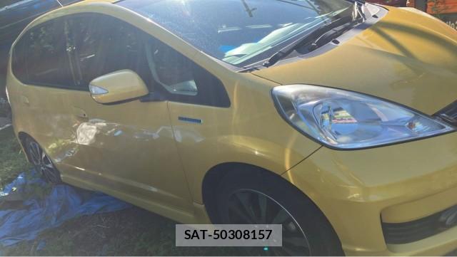 Honda FIT HYBRID 2013-02 8280885-3