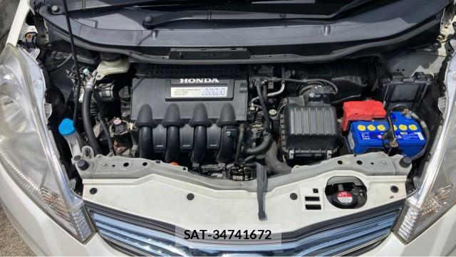 Honda FIT HYBRID 2011-09 8281342-7
