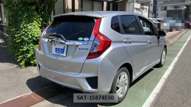 Honda FIT HYBRID 2015-08 8281704-12