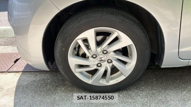 Honda FIT HYBRID 2015-08 8281704-8