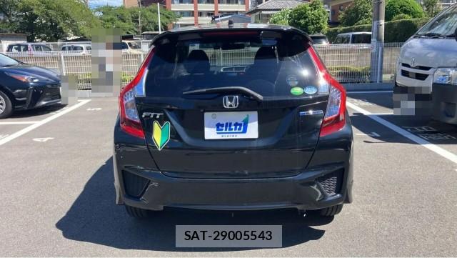 Honda FIT HYBRID 2016-05 8282202-1