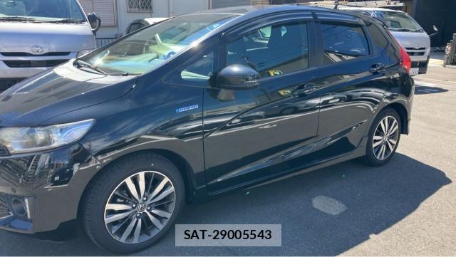 Honda FIT HYBRID 2016-05 8282202-10