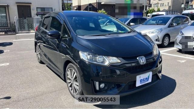 Honda FIT HYBRID 2016-05 8282202-11
