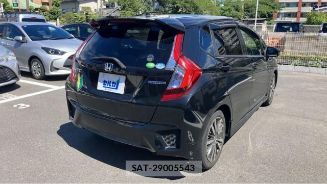 Honda FIT HYBRID 2016-05 8282202-12