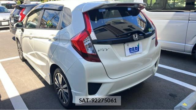 Honda FIT HYBRID 2017-02 8282203-13