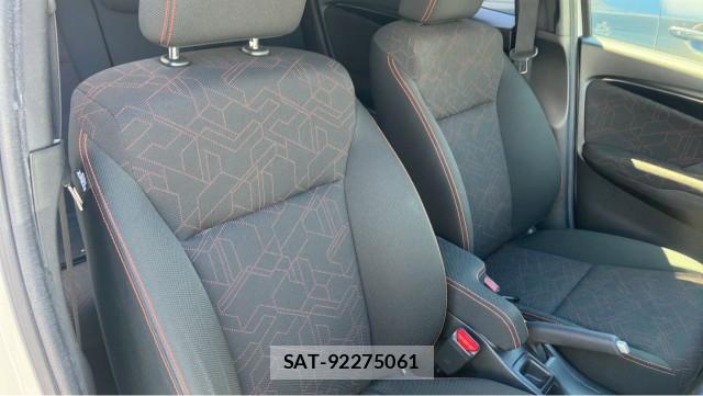 Honda FIT HYBRID 2017-02 8282203-5
