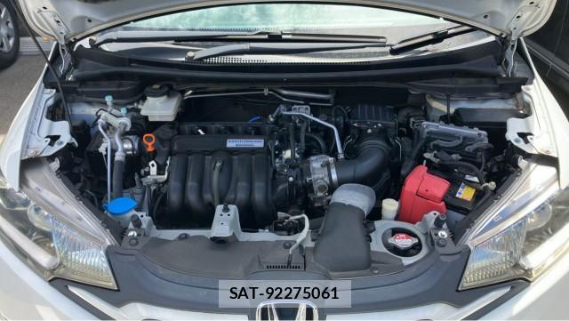 Honda FIT HYBRID 2017-02 8282203-7