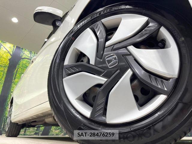 Honda FIT HYBRID 2013-09 8282646-11