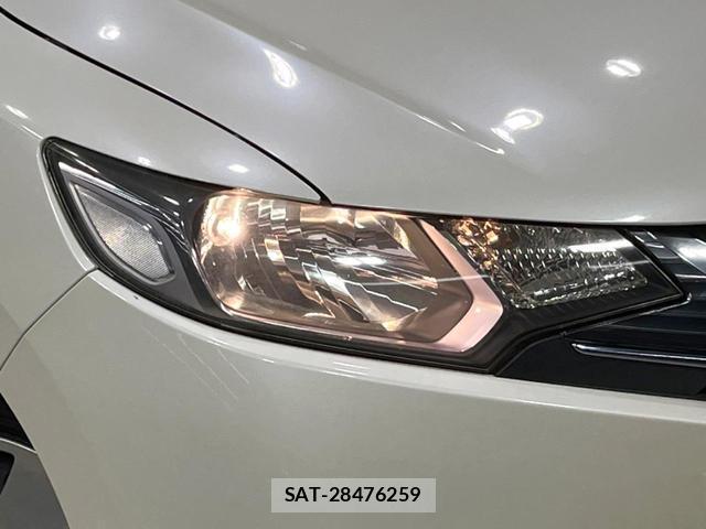 Honda FIT HYBRID 2013-09 8282646-12