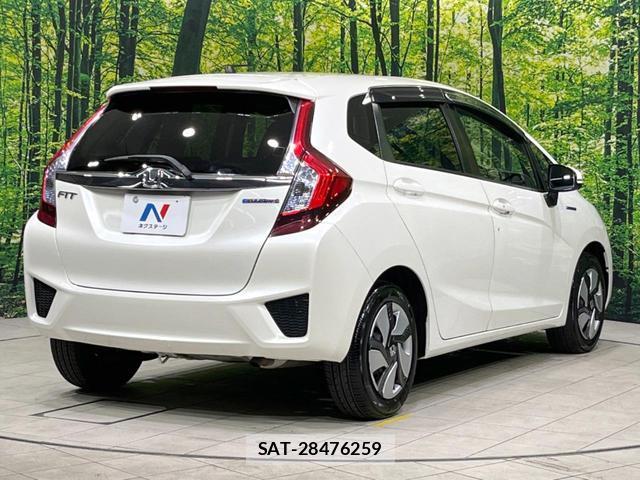 Honda FIT HYBRID 2013-09 8282646-16