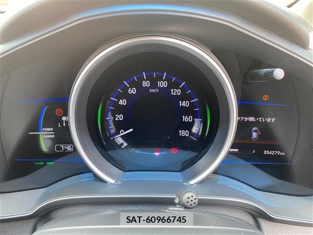 Honda FIT HYBRID 2017-02 8282723-9