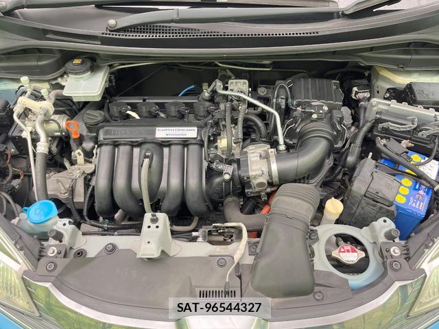 Honda FIT HYBRID 2014-04 8284909-17