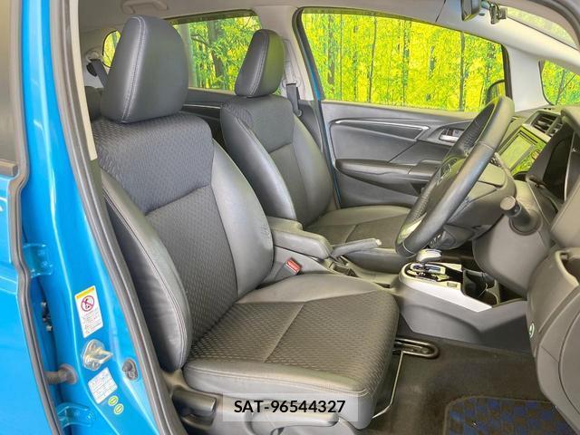 Honda FIT HYBRID 2014-04 8284909-7