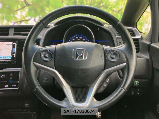 Honda FIT HYBRID 2015-07 8285750-14