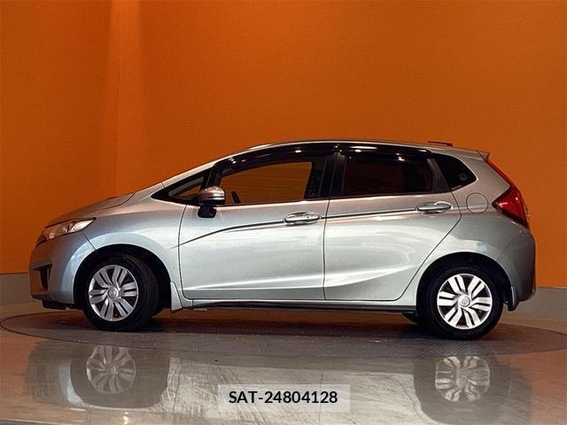 Honda FIT 2014-03 8276744-10