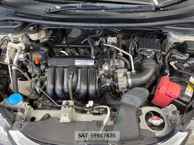 Honda FIT 2016-07 8277534-17