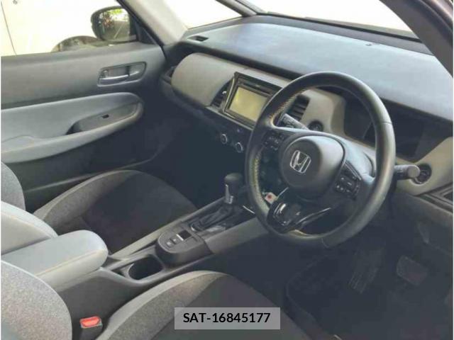 Honda FIT 2024-03 8278231-2