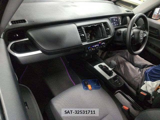 Honda FIT 2024-02 8278360-2