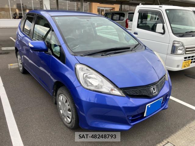 Honda FIT 2011-12 8279516-1