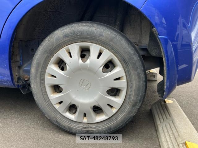 Honda FIT 2011-12 8279516-5