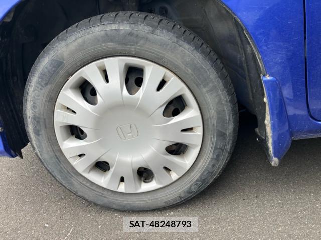 Honda FIT 2011-12 8279516-6