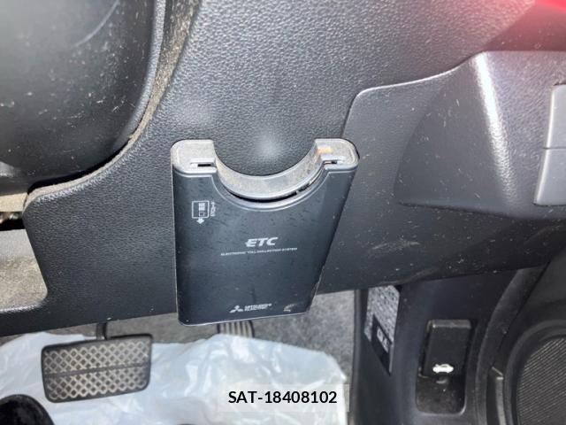 Honda FIT 2011-09 8279651-19
