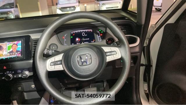 Honda FIT 2020-08 8281091-16