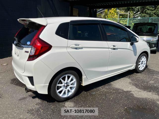 Honda FIT 2013-10 8282551-9