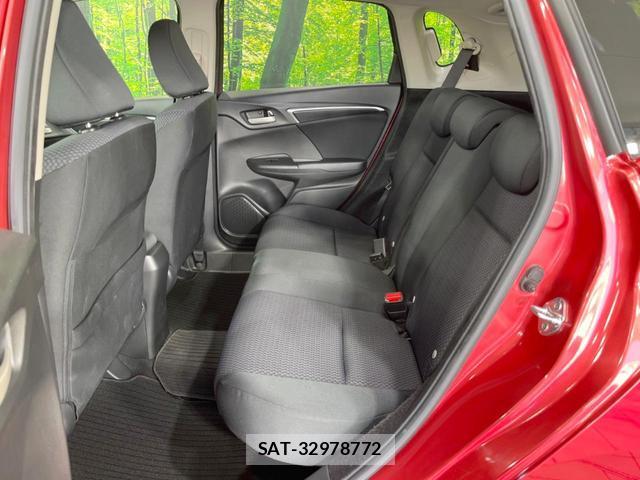 Honda FIT 2017-12 8282653-8
