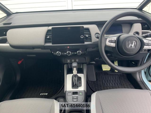 Honda FIT 2021-11 8282811-1