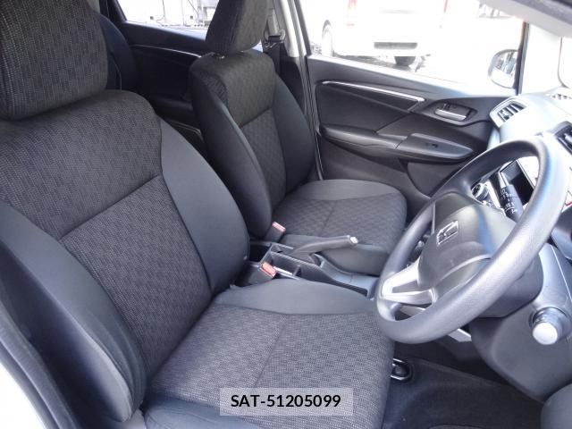 Honda FIT 2013-12 8282934-9