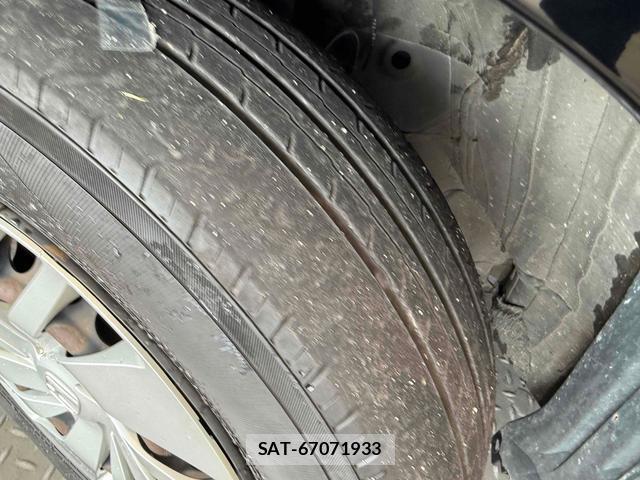 Honda FIT 2017-06 8282974-19