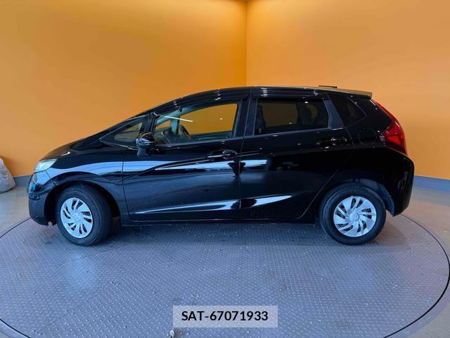 Honda FIT 2017-06 8282974-7
