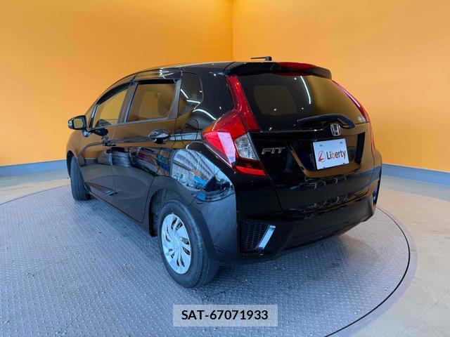Honda FIT 2017-06 8282974-8